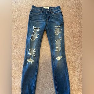 Pacsun Distressed Jegging